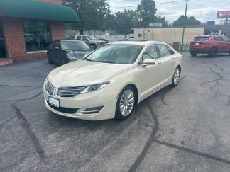 Used 2014 Lincoln MKZ AWD w/ Equipment Group 102A Reserve image 1