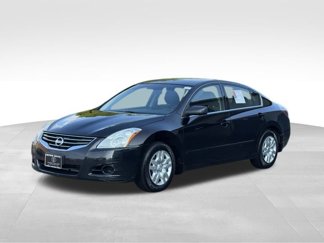 Used 2010 Nissan Altima 2.5 S image 1