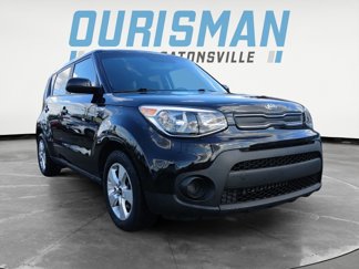 Used 2017 Kia Soul w/ Convenience Package image 1