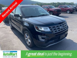 Used 2017 Ford Explorer XLT w/ Equipment Group 202A image 1
