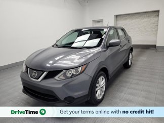 Used 2018 Nissan Rogue Sport S image 1