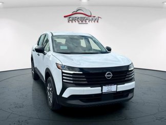 New 2025 Nissan Kicks S image 1