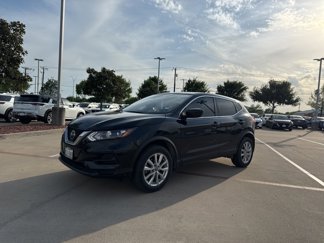 Certified 2022 Nissan Rogue Sport S image 1