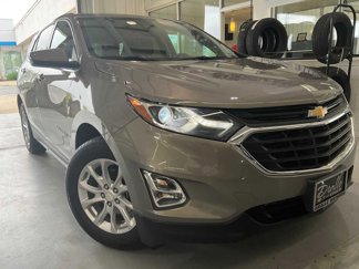Used 2019 Chevrolet Equinox LT image 1