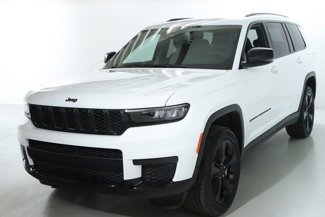 Used 2023 Jeep Grand Cherokee L Laredo image 1