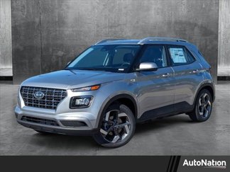 Used 2024 Hyundai Venue SEL image 1