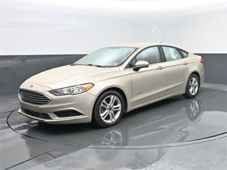 Used 2018 Ford Fusion SE image 1