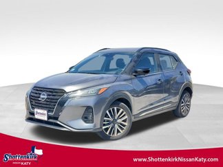 Used 2024 Nissan Kicks SR image 1