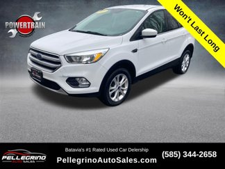 Used 2017 Ford Escape SE w/ SE Cold Weather Package image 1