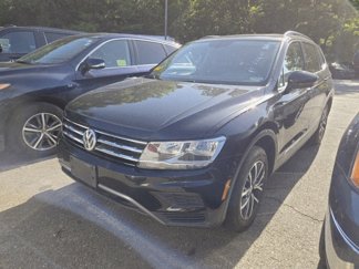 Used 2020 Volkswagen Tiguan SE w/ Panoramic Sunroof Package image 1