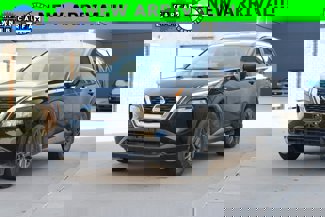 Used 2021 Nissan Rogue S image 1