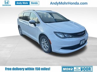 Used 2020 Chrysler Voyager Lxi image 1