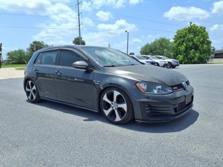 Used 2015 Volkswagen Golf 4-Door image 1