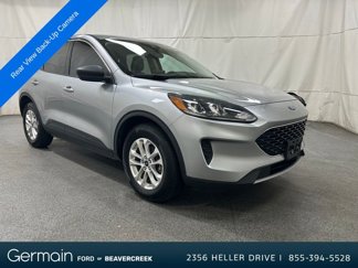 Used 2022 Ford Escape SE image 1