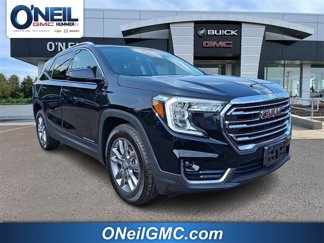 Certified 2022 GMC Terrain SLT w/ LPO, Floor Liner Package image 1