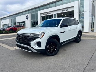 New 2025 Volkswagen Atlas Peak Edition SE image 1