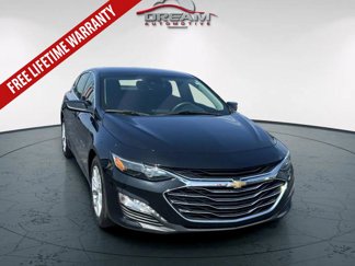 Used 2024 Chevrolet Malibu LT image 1