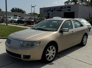 Used 2006 Lincoln Zephyr image 1