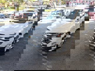 Used 2023 Chevrolet Malibu LT image 1