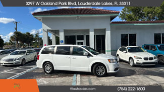 Used 2019 Dodge Grand Caravan SXT image 1