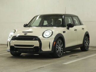 Certified 2022 MINI Cooper S image 1