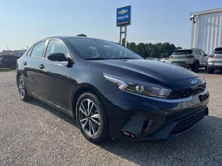 Used 2022 Kia Forte LXS image 1