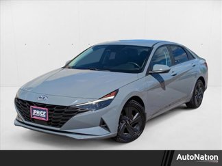Used 2022 Hyundai Elantra SEL w/ Convenience Package image 1