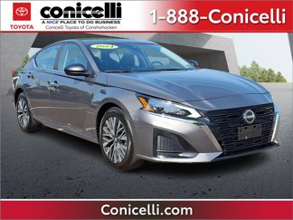 Used 2024 Nissan Altima 2.5 SV image 1