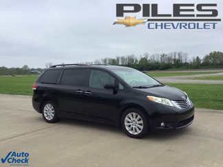 Used 2012 Toyota Sienna Limited image 1
