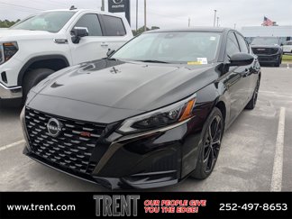 Used 2023 Nissan Altima 2.5 SR image 1