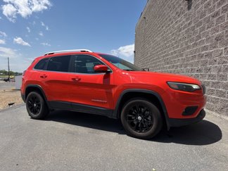 Used 2021 Jeep Cherokee Latitude Plus image 1
