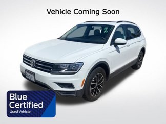 Used 2021 Volkswagen Tiguan SE w/ Panoramic Sunroof Package image 1