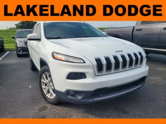 Used 2017 Jeep Cherokee Latitude w/ Cold Weather Group image 1