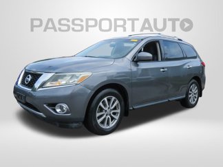Used 2015 Nissan Pathfinder SV w/ Cargo Package image 1