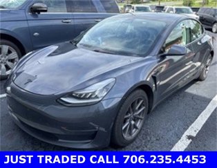 Used 2021 Tesla Model 3 Standard Range Plus image 1
