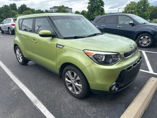 Used 2016 Kia Soul + image 1