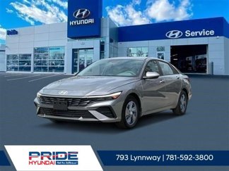New 2025 Hyundai Elantra SE image 1