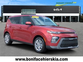 Certified 2022 Kia Soul LX image 1