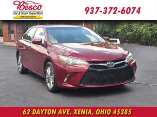 Used 2017 Toyota Camry SE image 1