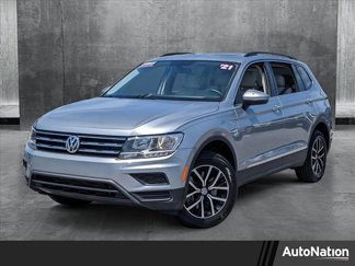 Used 2021 Volkswagen Tiguan SE w/ Panoramic Sunroof Package image 1
