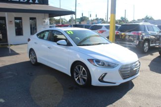 Used 2017 Hyundai Elantra Limited w/ Limited Tech Package 08 image 1