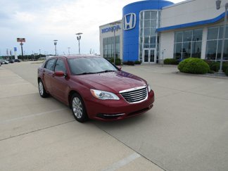 Used 2013 Chrysler 200 Touring image 1