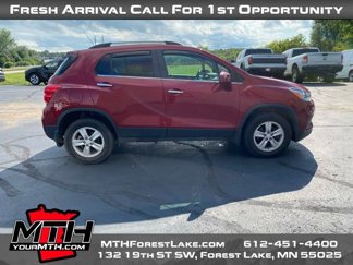 Used 2019 Chevrolet Trax LT w/ Driver Confidence Package image 1