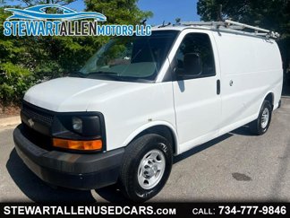 Used 2015 Chevrolet Express 2500 image 1