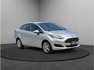 Used 2015 Ford Fiesta SE image 1