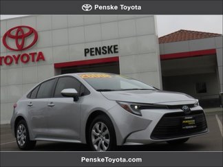 Certified 2025 Toyota Corolla LE image 1