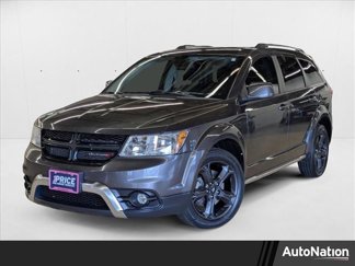 Used 2020 Dodge Journey Crossroad image 1