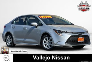 Used 2022 Toyota Corolla LE image 1