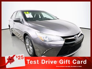 Used 2016 Toyota Camry SE video 1