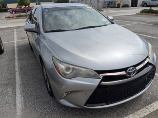 Used 2017 Toyota Camry SE image 1